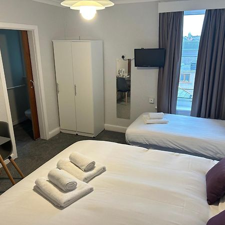 The Clifton Seafront Hotel 모아캠비 외부 사진