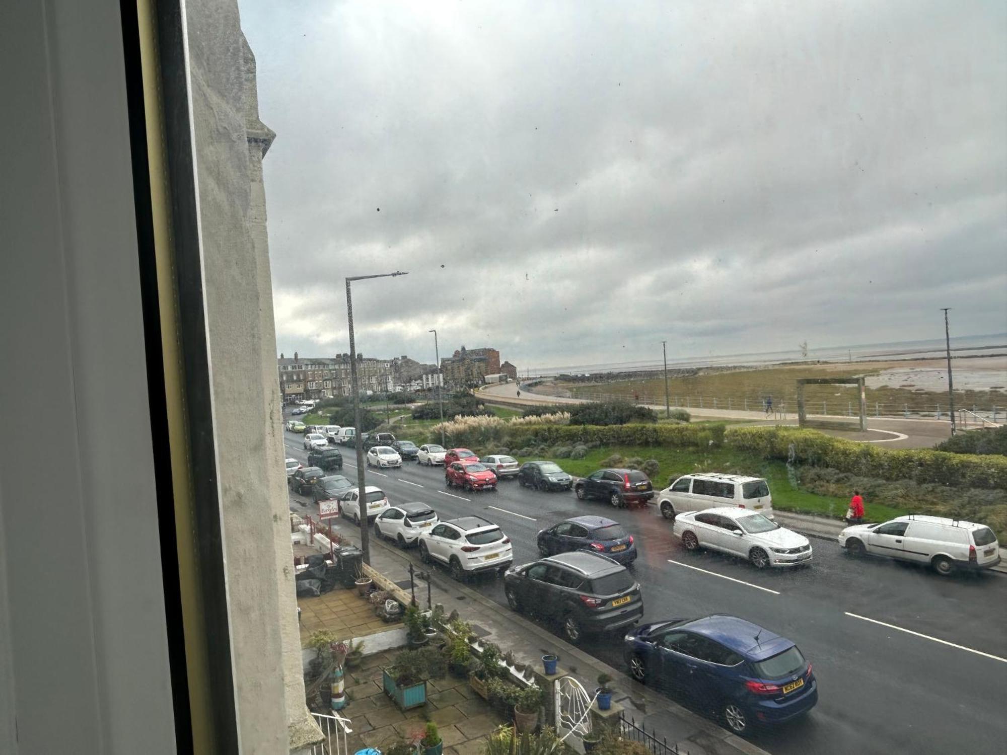 The Clifton Seafront Hotel 모아캠비 외부 사진